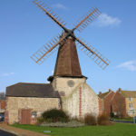 西布拉奇顿风车磨房 (West Blatchington Windmill)